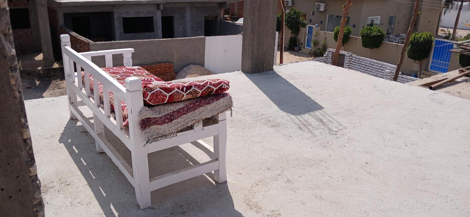 Studio House Luxor Luaran gambar